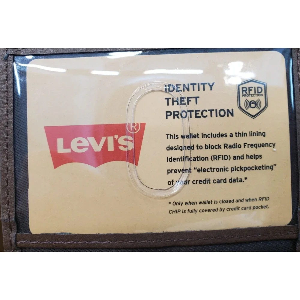 Levis Mens RFID Blocking Bifold Brown Leather Wallet 31LP220088